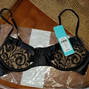 Beach bunny Swimwear bikini top